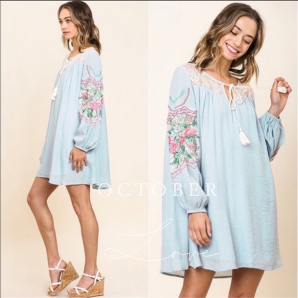 Dress - Picture 2 of 2